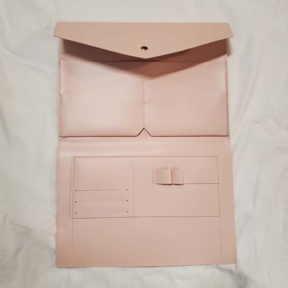 Glass Ladder & Co Megan Portfolio Clutch